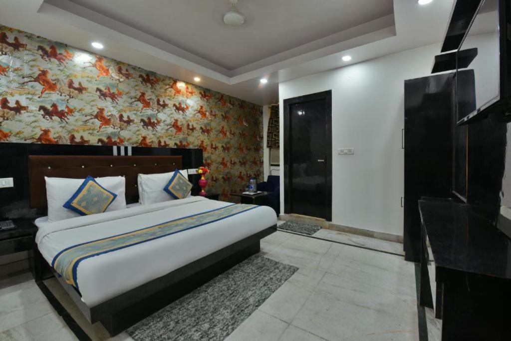 Glace Stay Inn Near Igi Airport Нью-Делі Екстер'єр фото